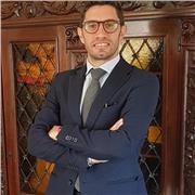 Giovane Avvocato disponibile per lezioni private